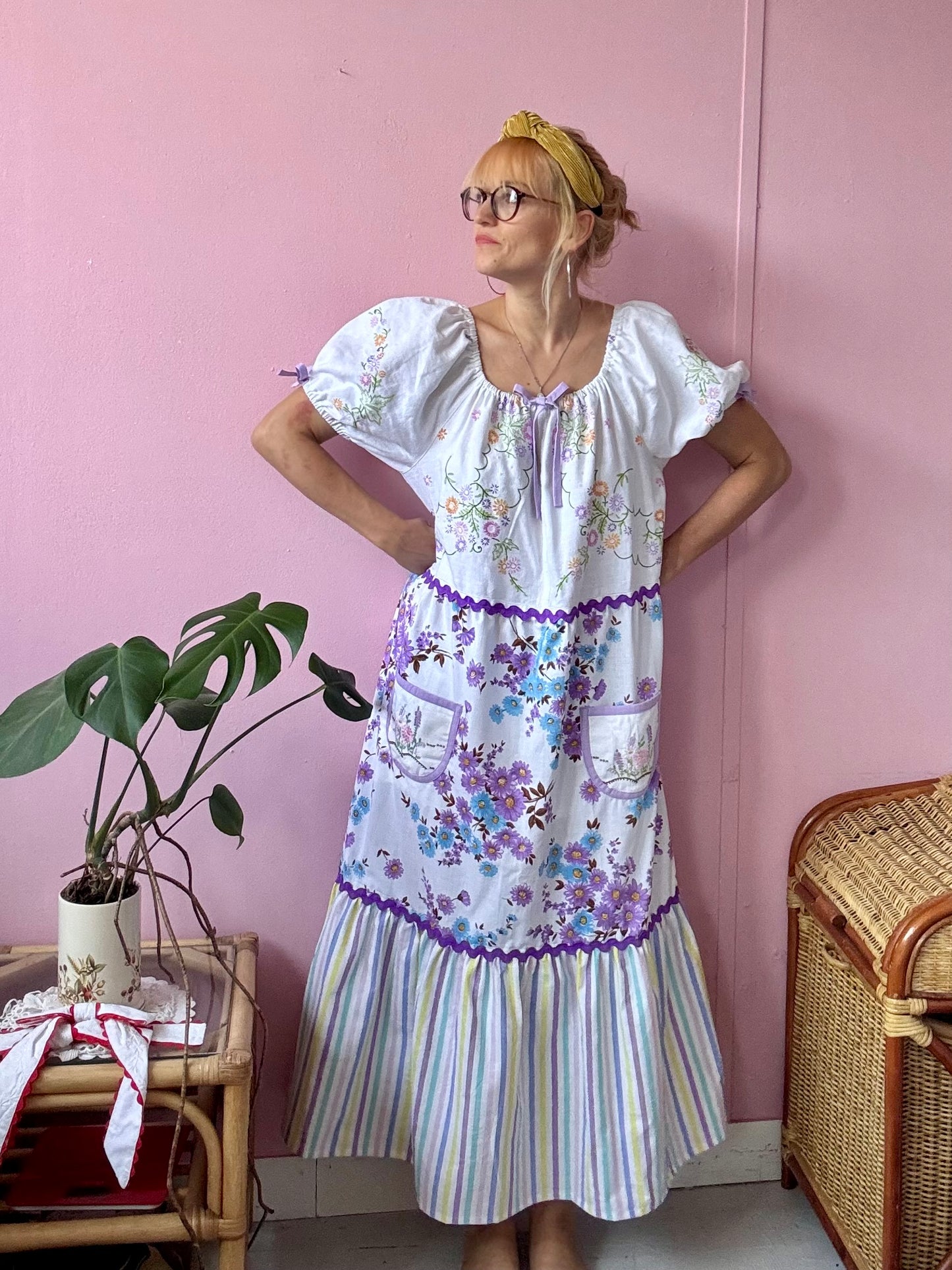 Maxi dress with 3 layers and sleeves