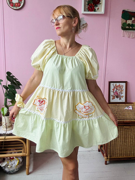 Yellow/green gingham dress with floral pockets