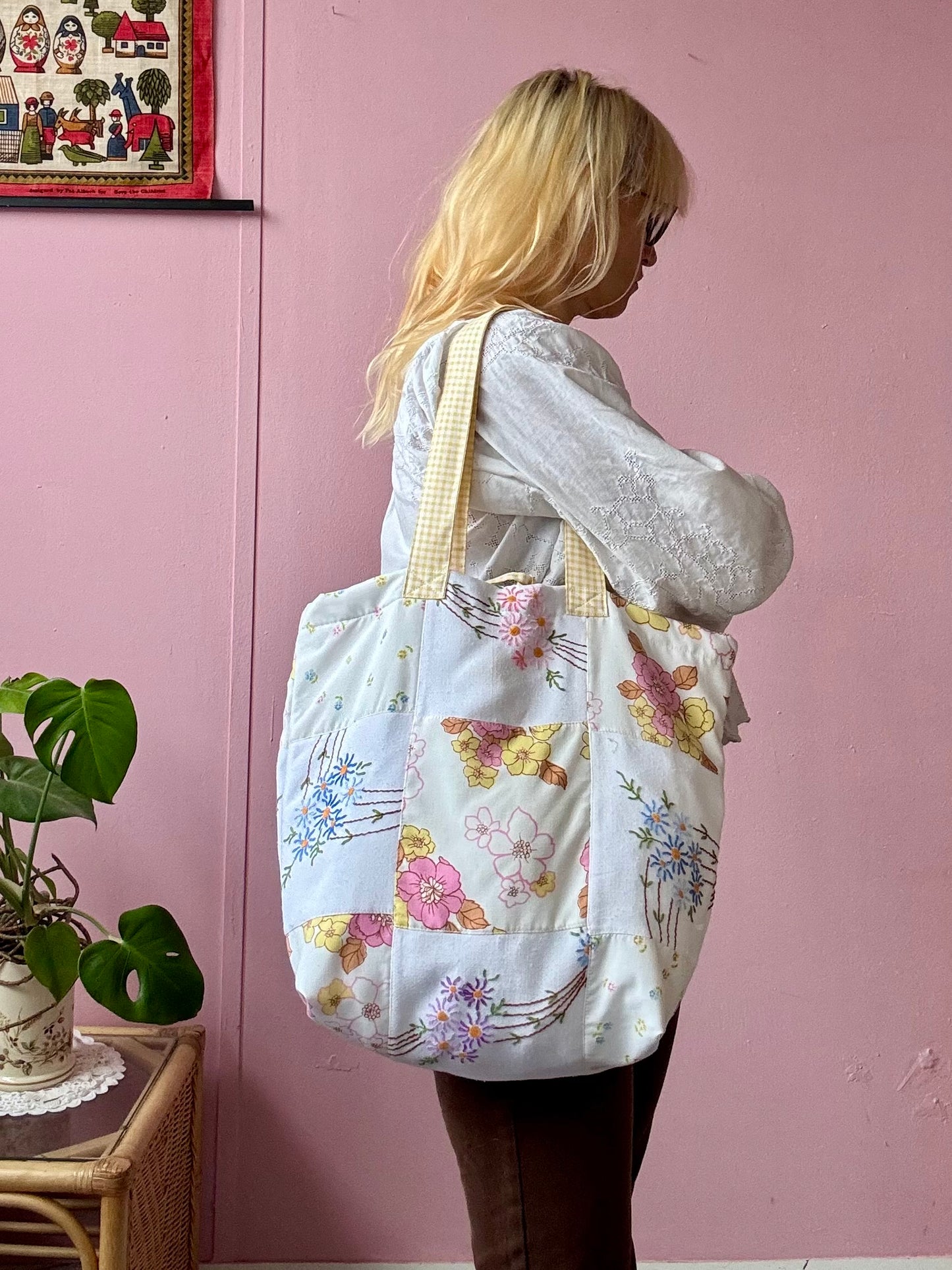 Patchwork bag with gingham straps