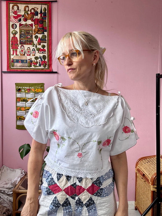 Floral appliqués basic top
