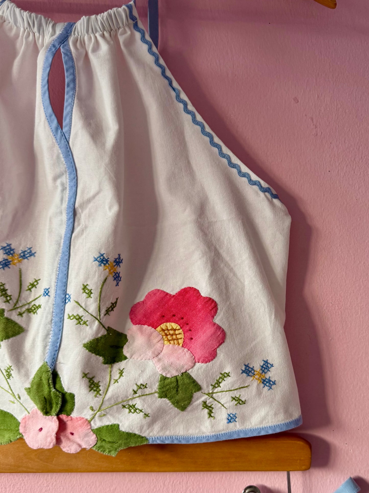 Skirt set with blue bows and borders