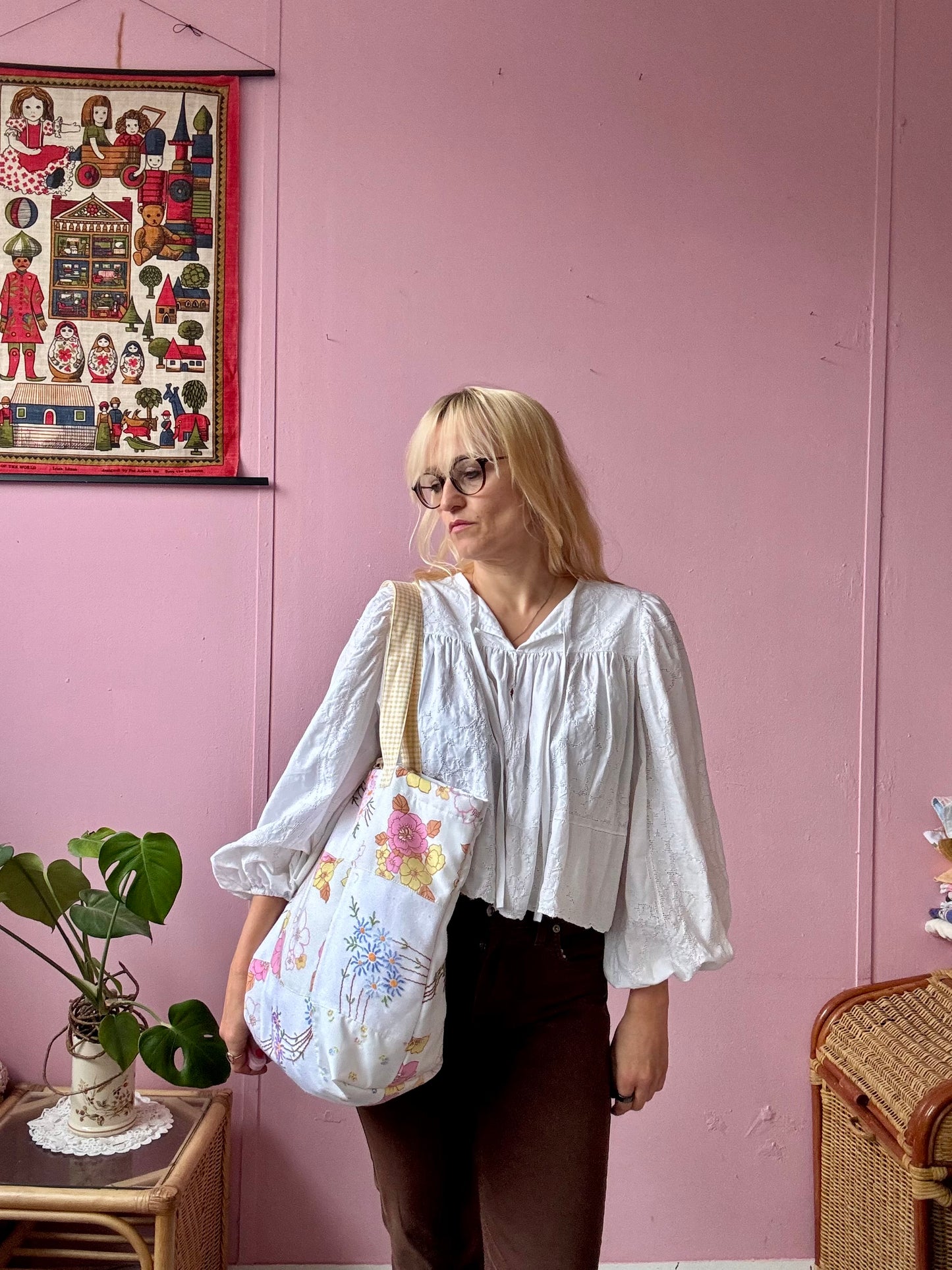 Patchwork bag with gingham straps