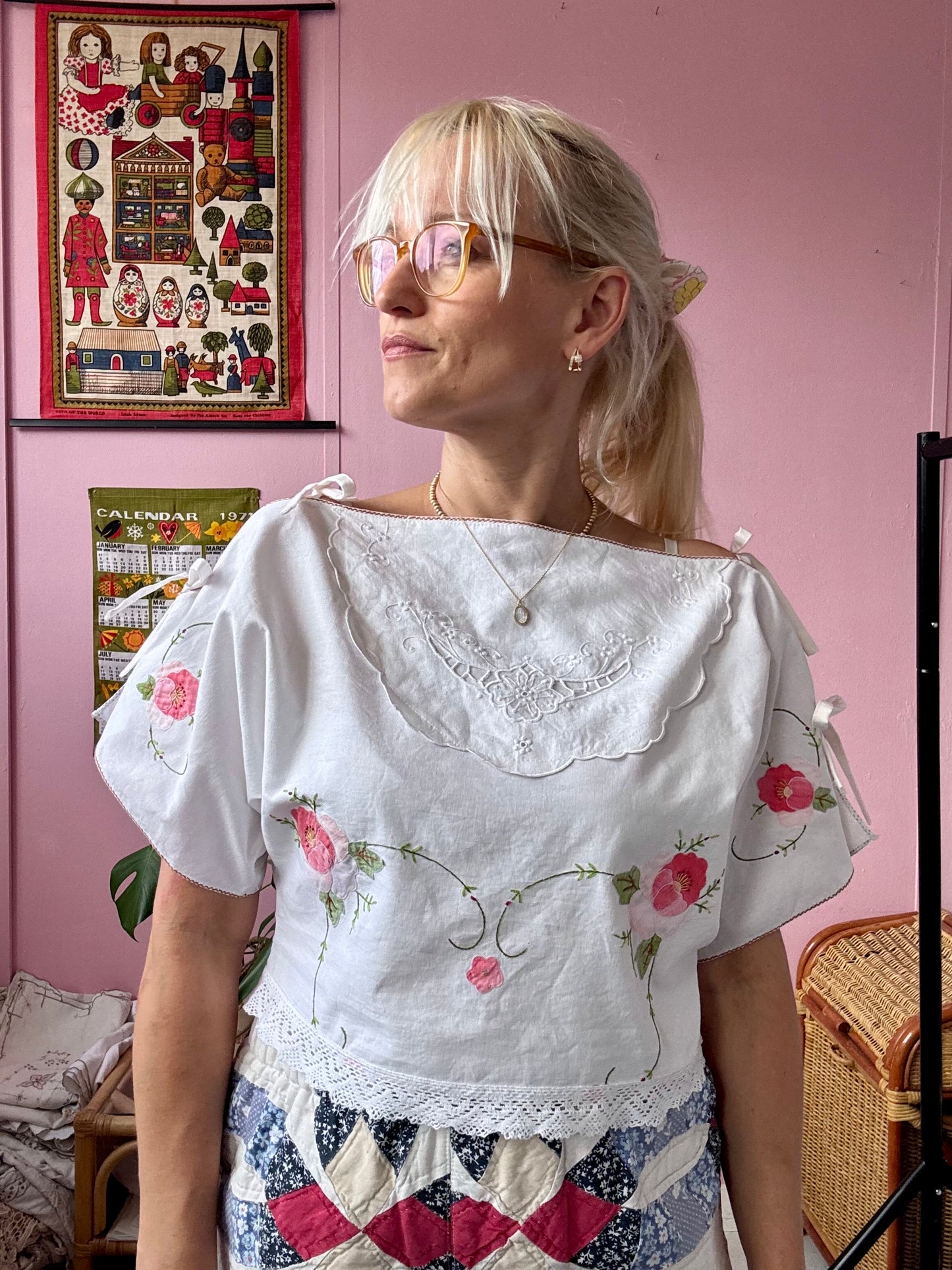 Floral appliqués basic top