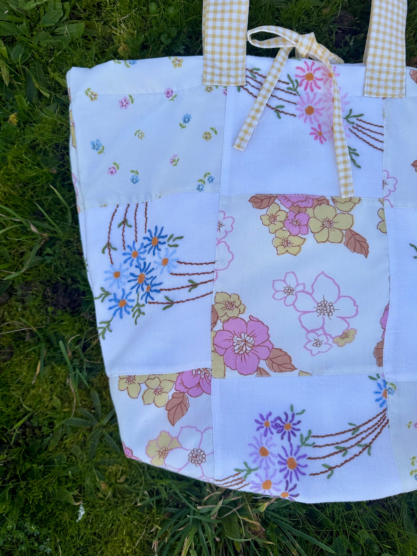 Patchwork bag with gingham straps