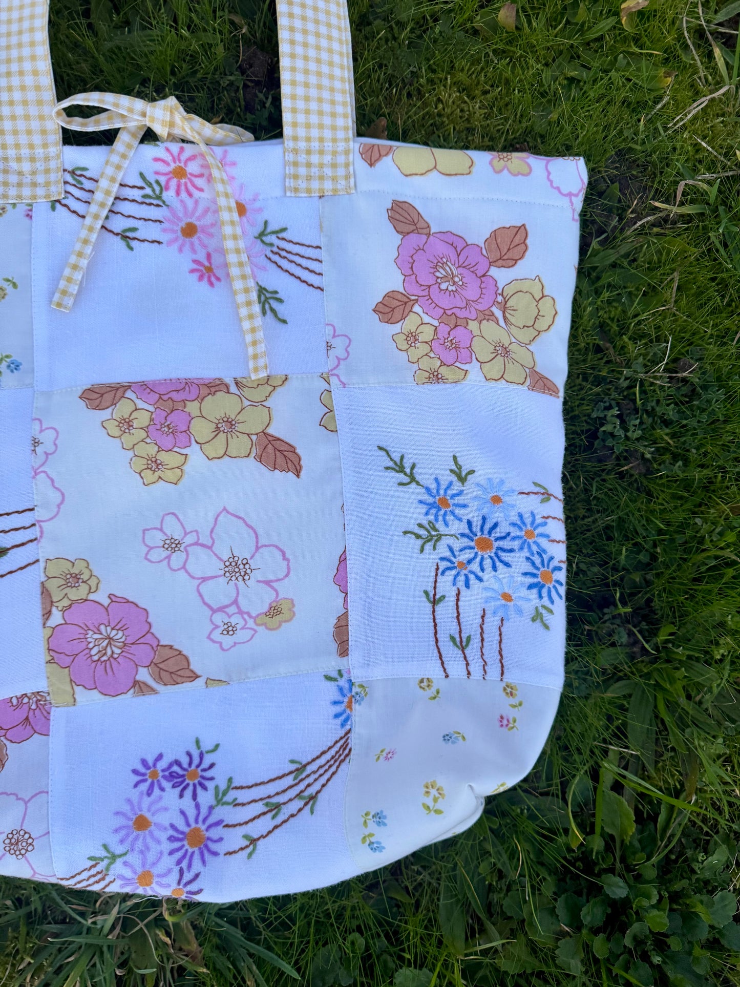 Patchwork bag with gingham straps