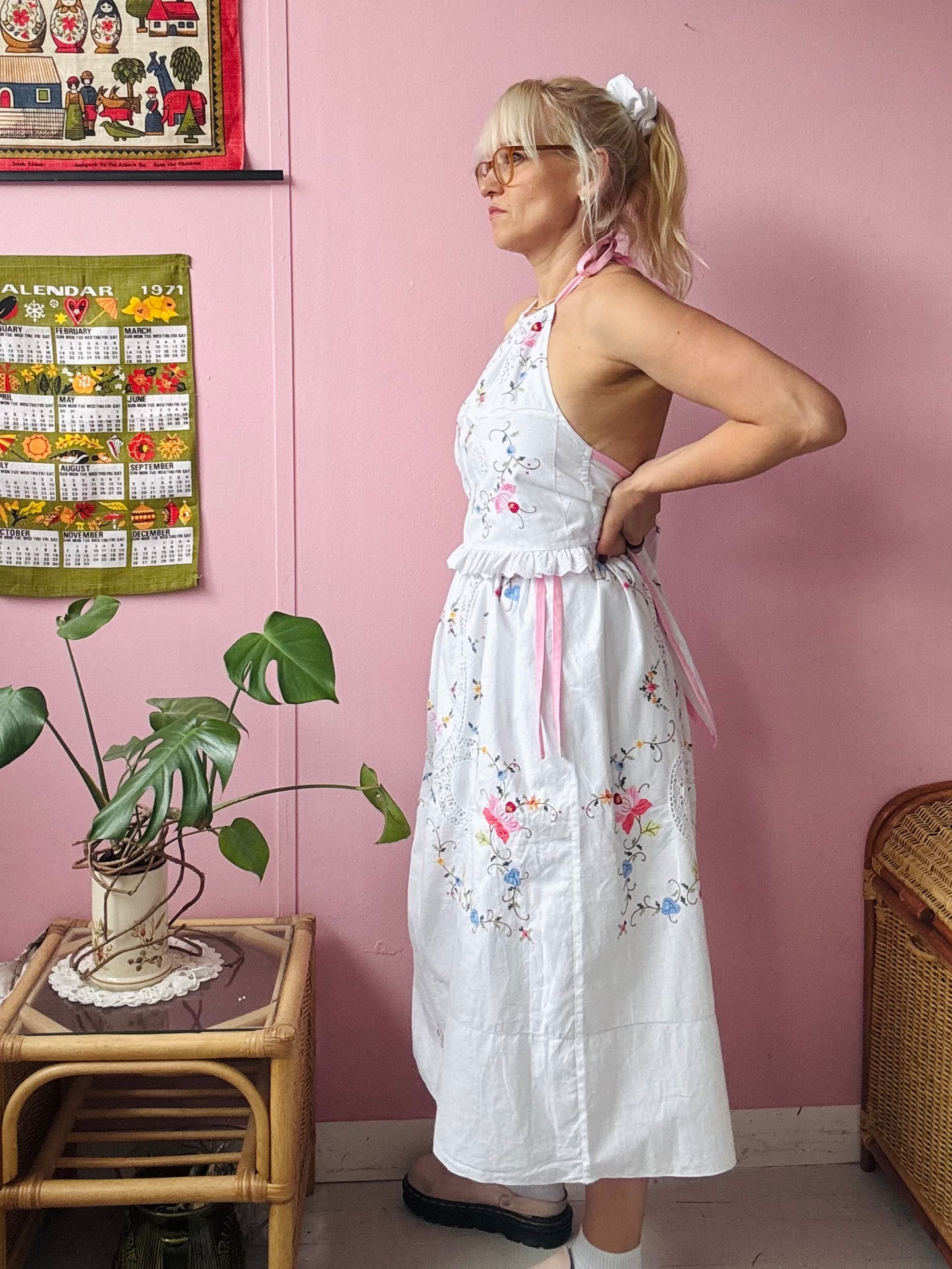 Embroidery skirts set