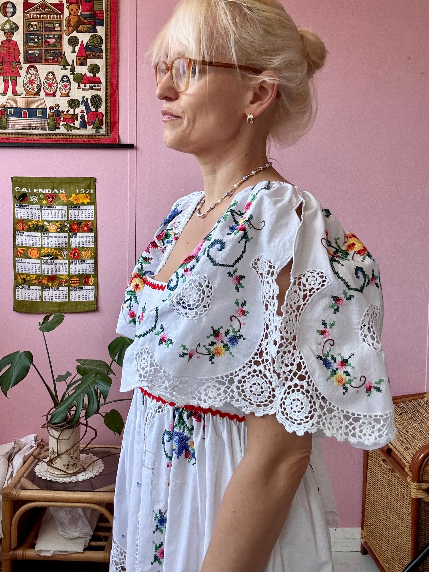 Roses embroidery maxi dress