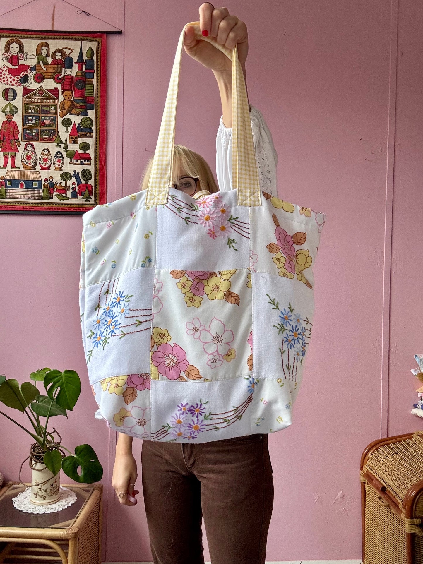 Patchwork bag with gingham straps
