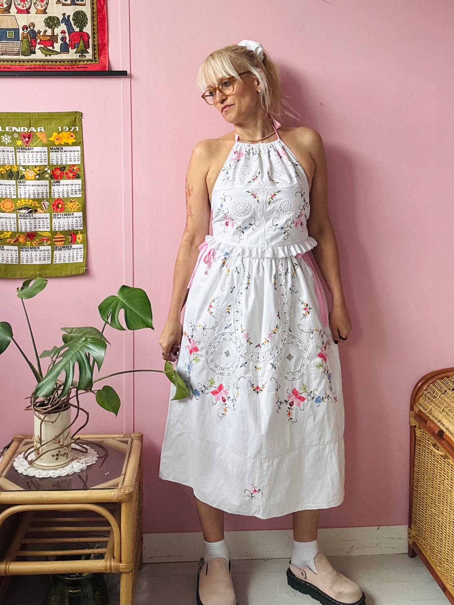 Embroidery skirts set
