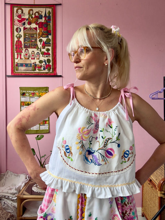 Embroidery top with pink straps