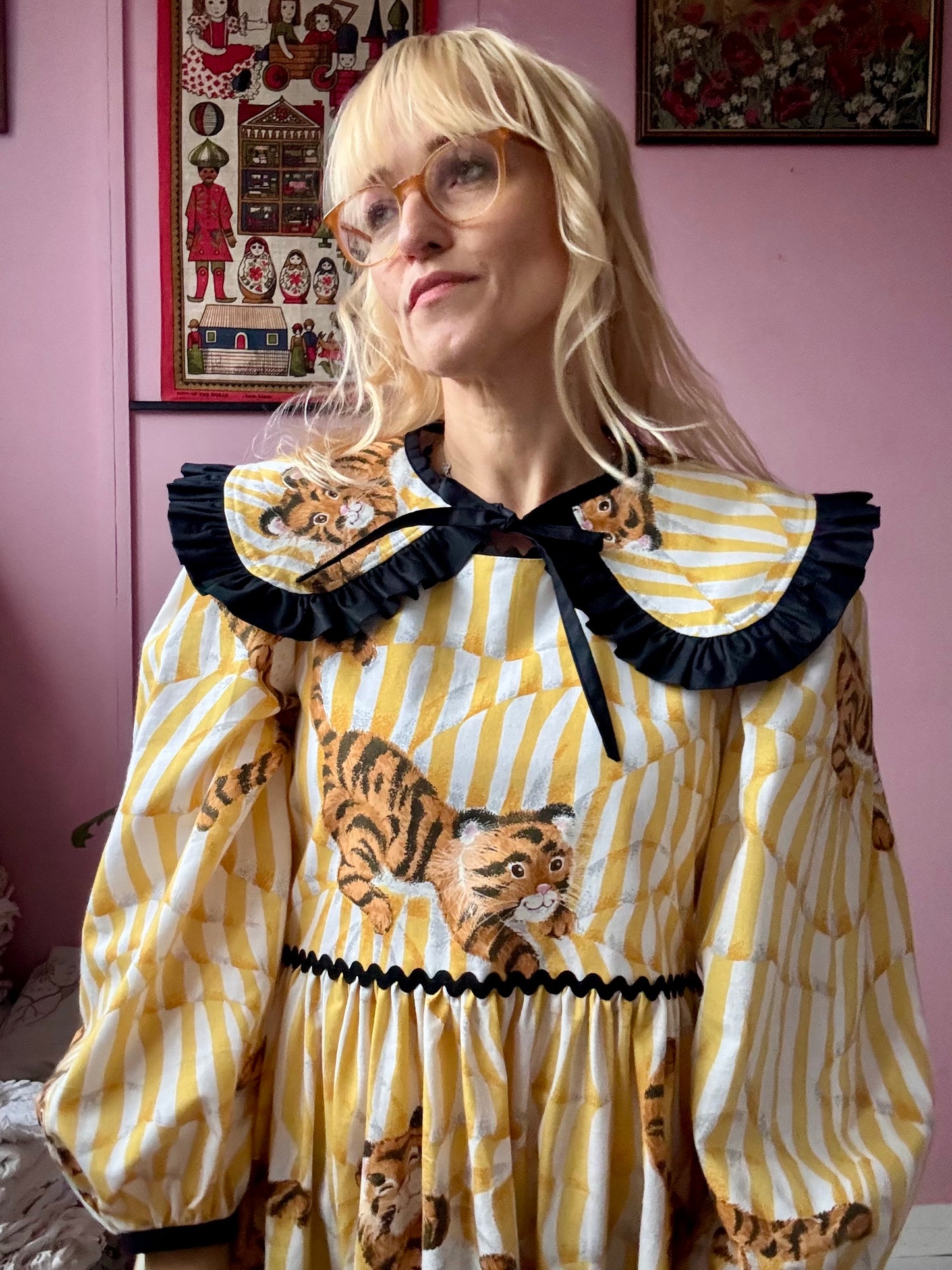 Tiger maxi dress with detachable collar