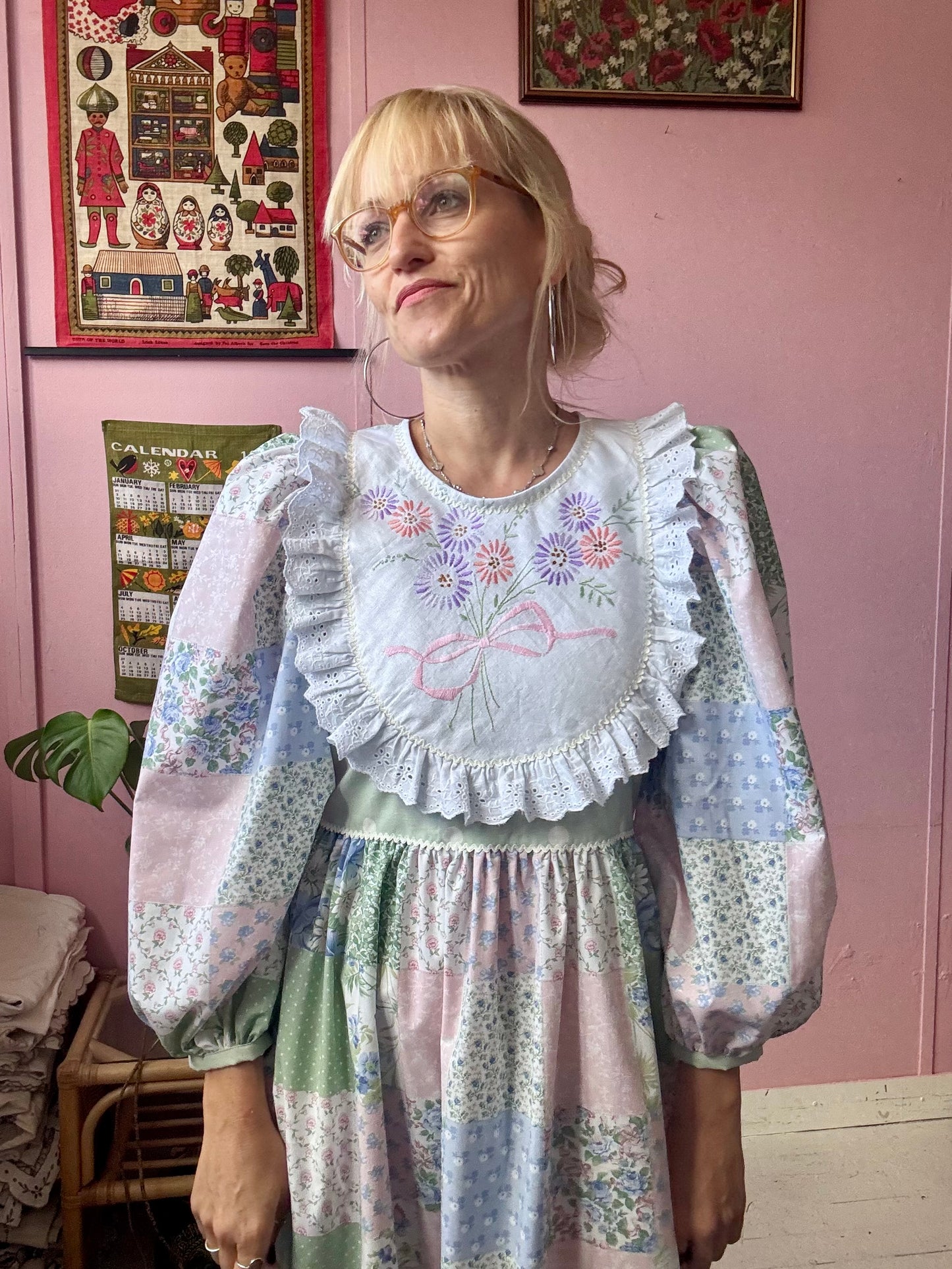 Maxi dress with long sleeves