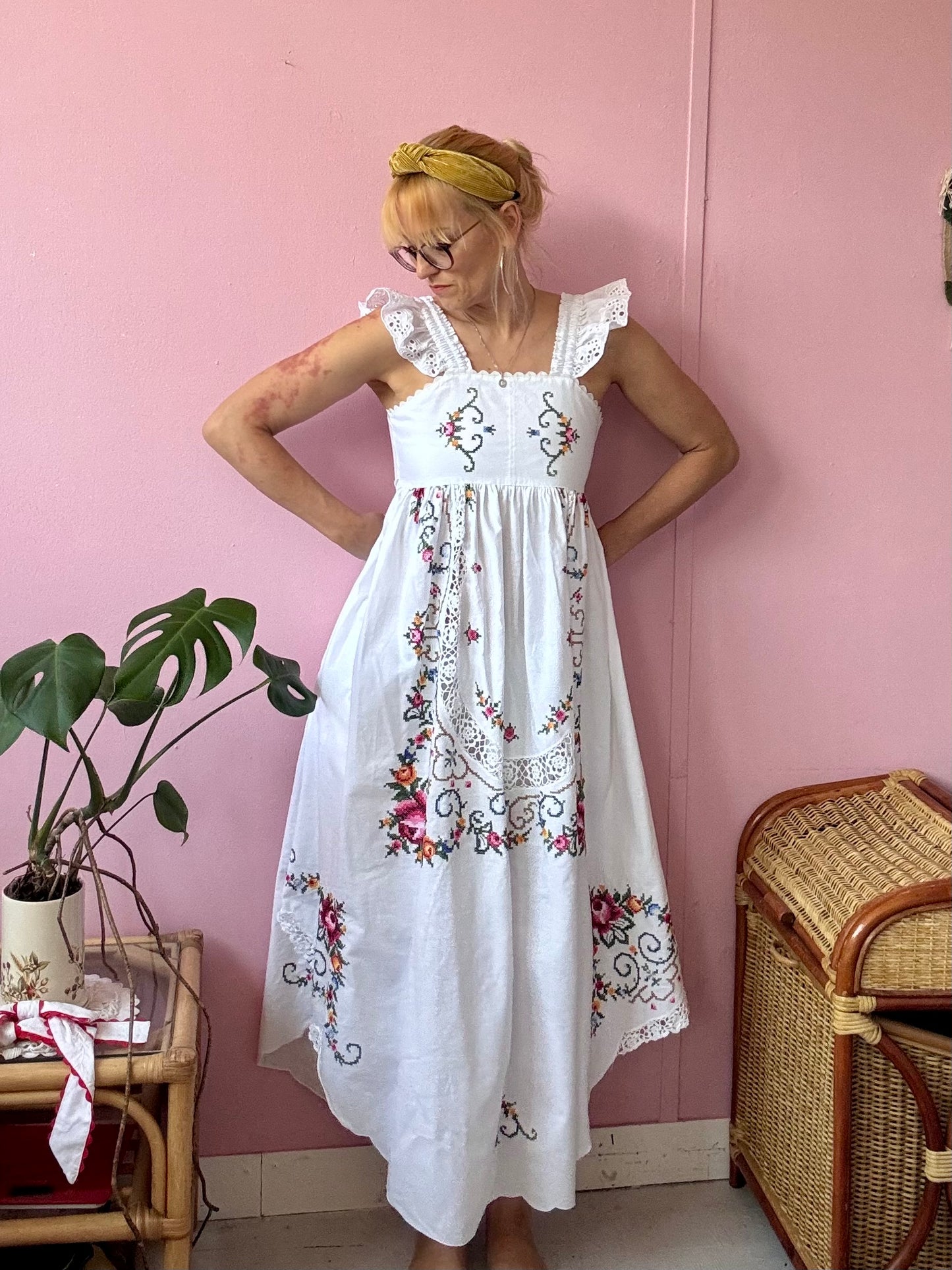 Maxi dress with hand embroidery and elasticated lace straps