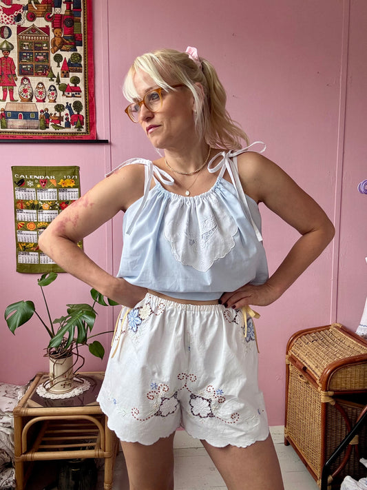 Madeira embroidery shorts with yellow side bows