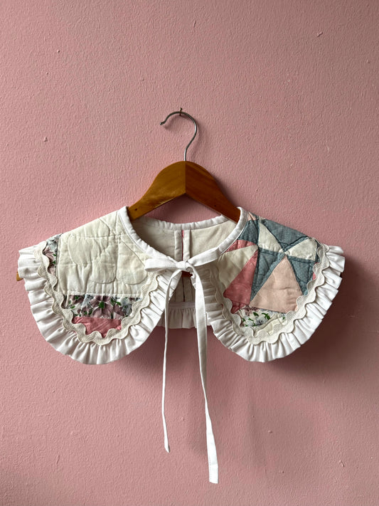 Patchwork collar with white frill