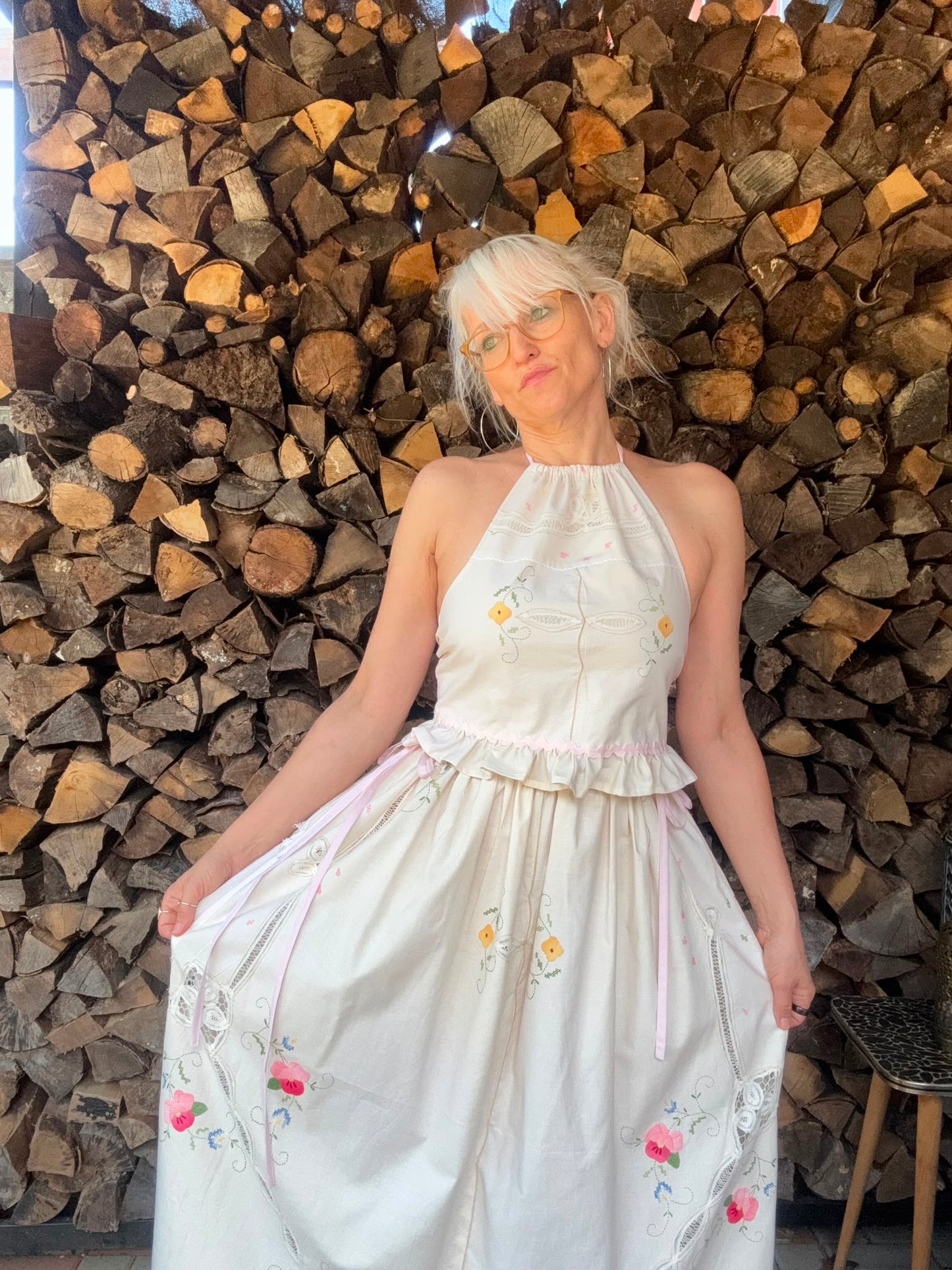 Cream skirt set with floral appliqués and lace