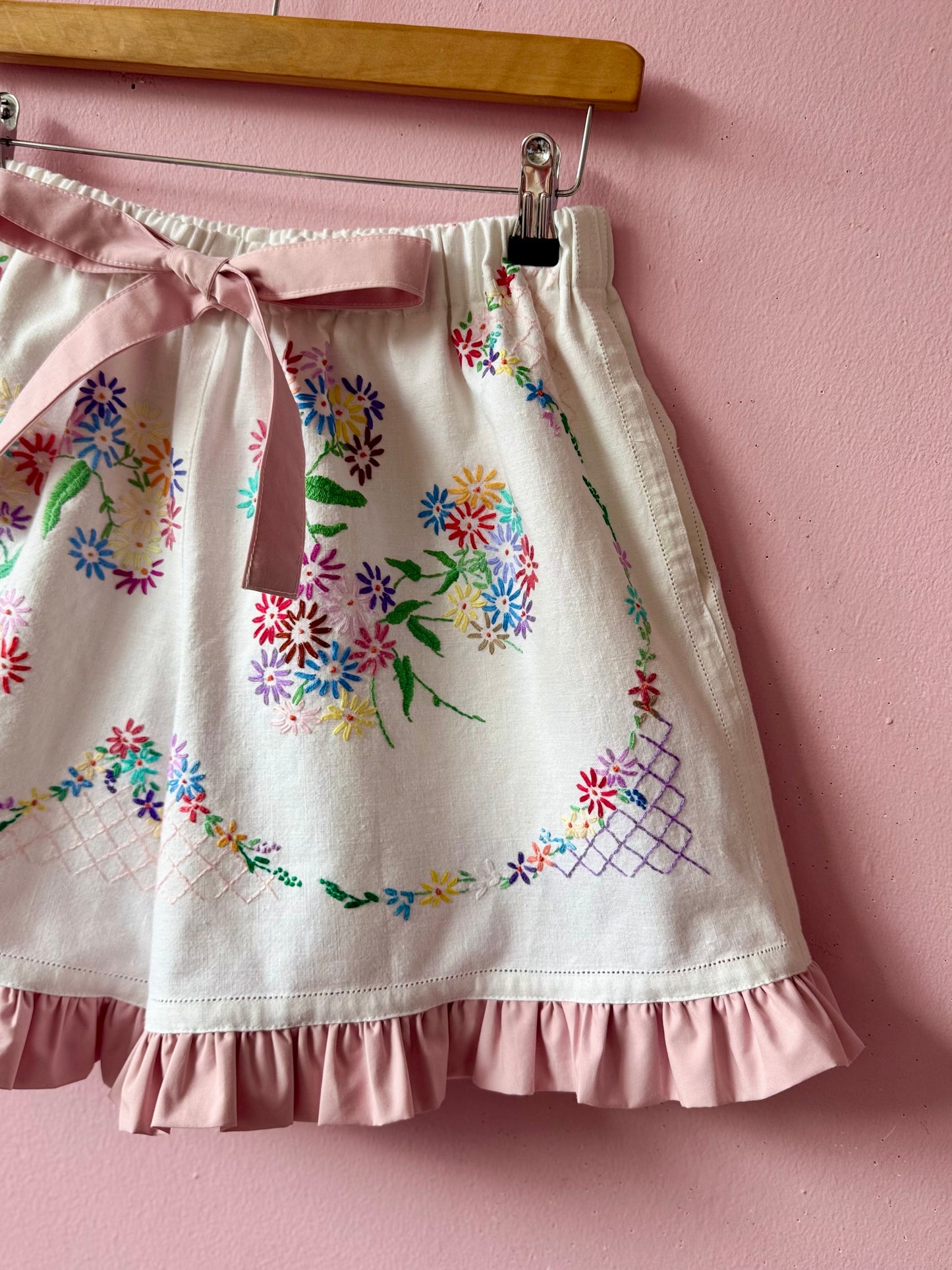 Floral shorts with pink frill