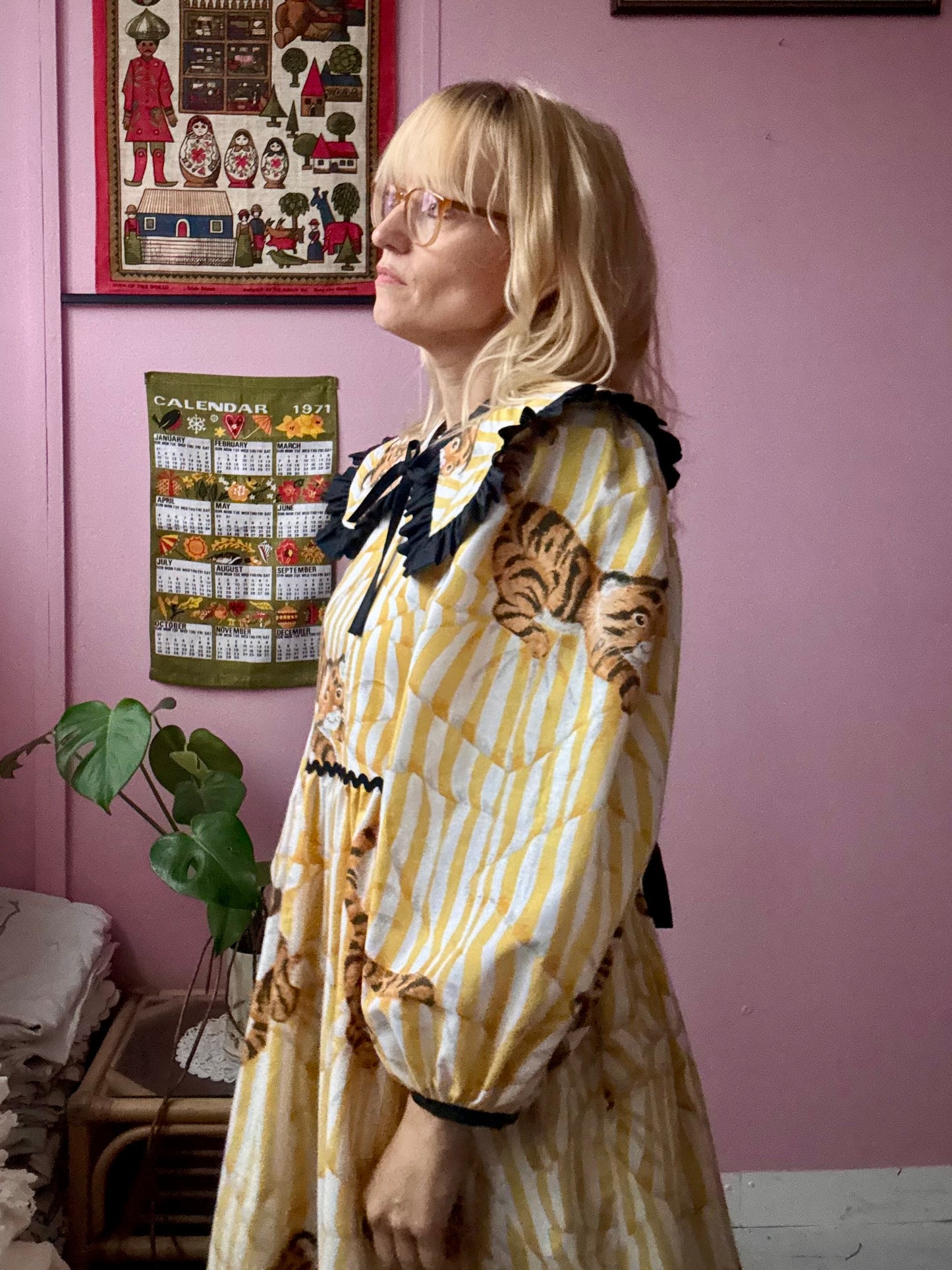 Tiger maxi dress with detachable collar