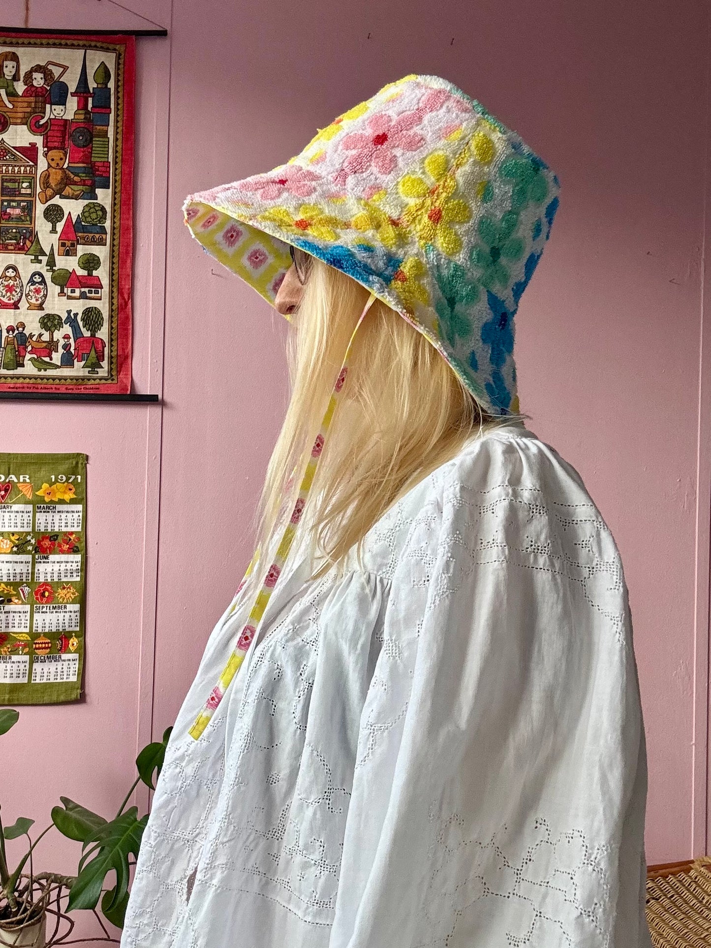 Floral vintage towel bucket hat