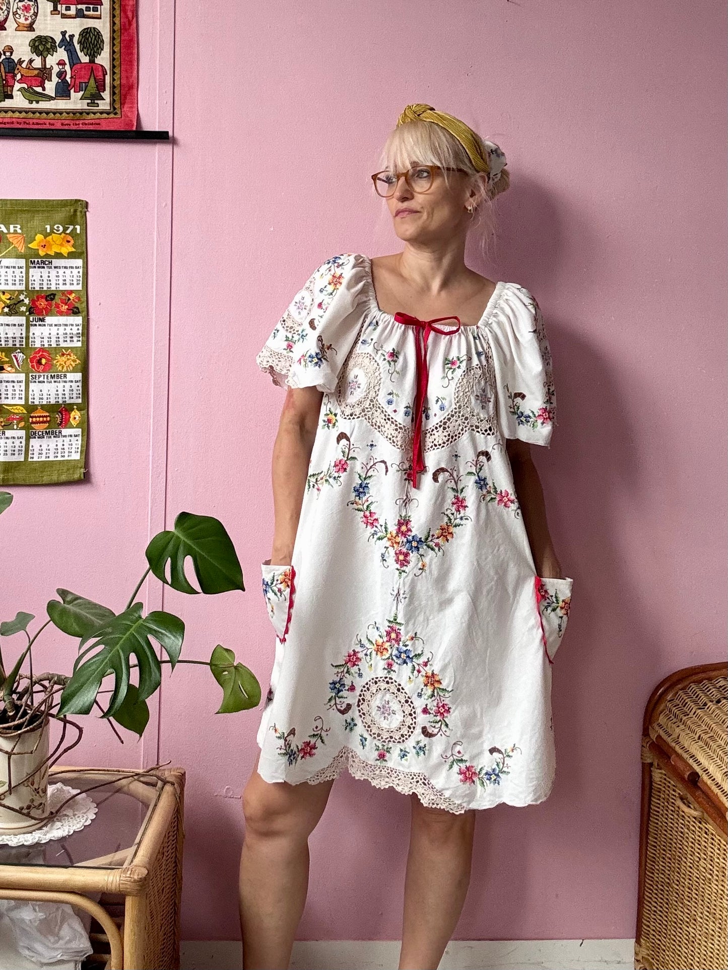 Cream embroidery shorts dress