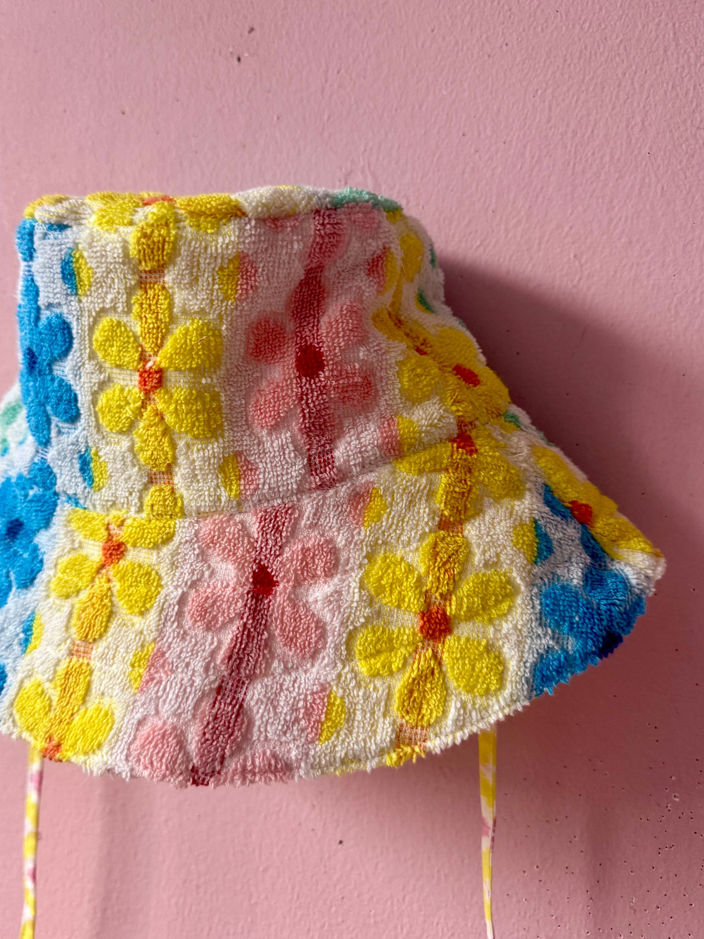 Floral vintage towel bucket hat
