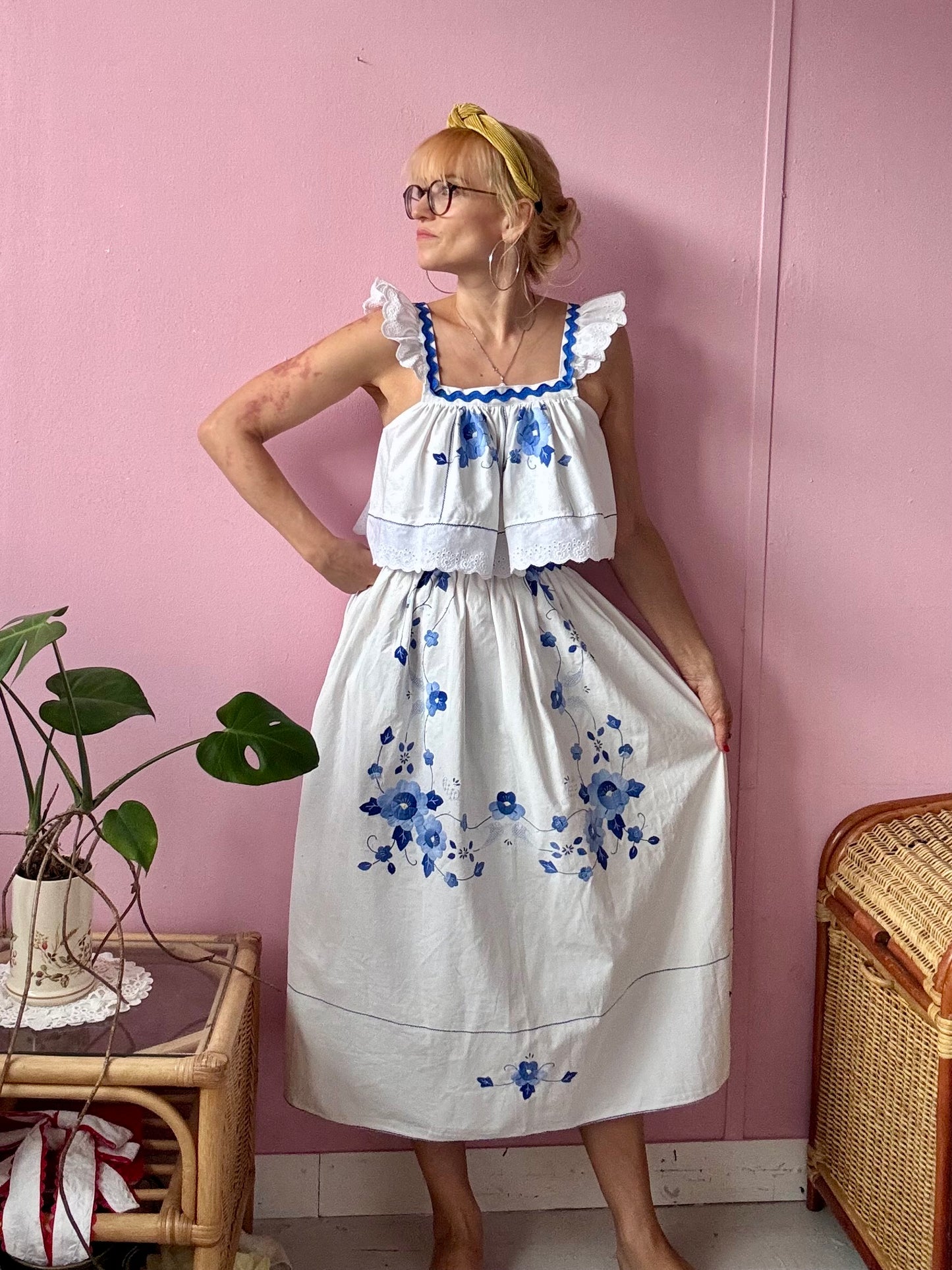 White/blue floral skirt set