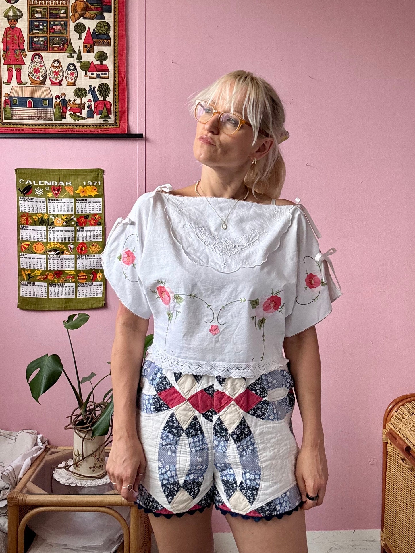 Floral appliqués basic top