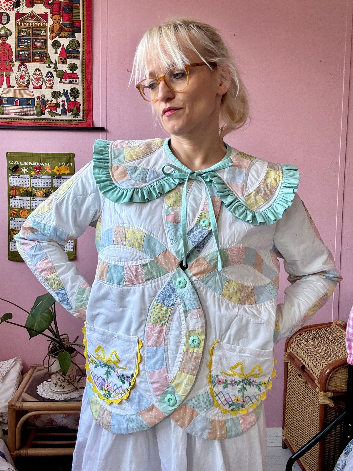 Green patchwork jacket with detachable collar
