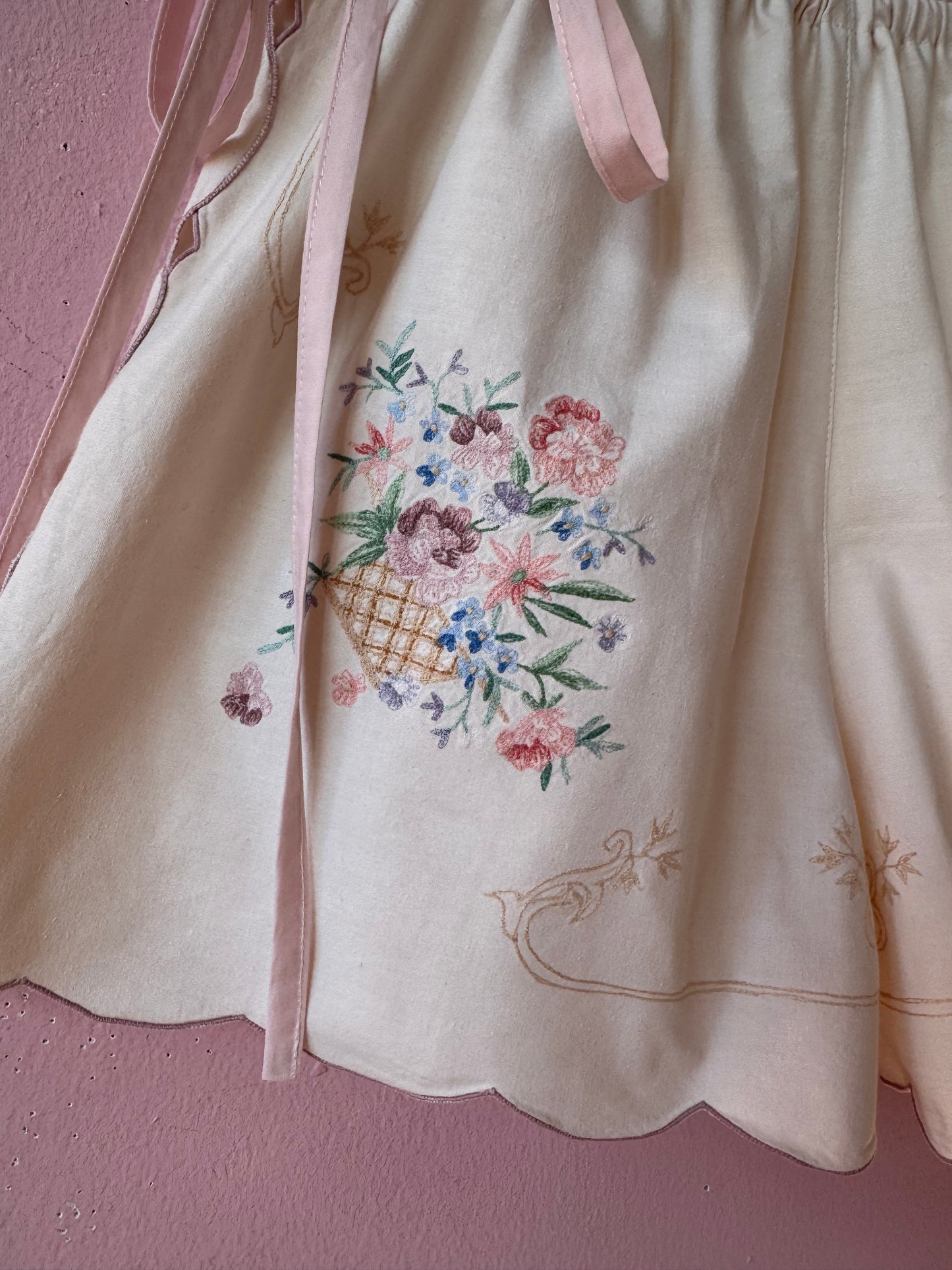 Cream shorts with pink bows