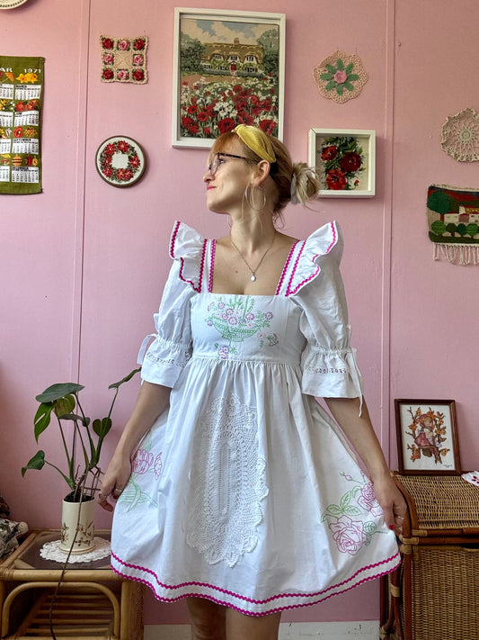 White dress with lace,pink roses and ric rac