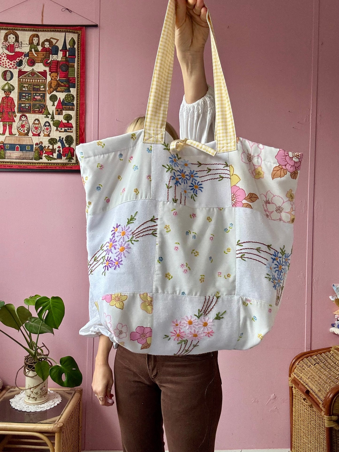 Patchwork bag with gingham straps