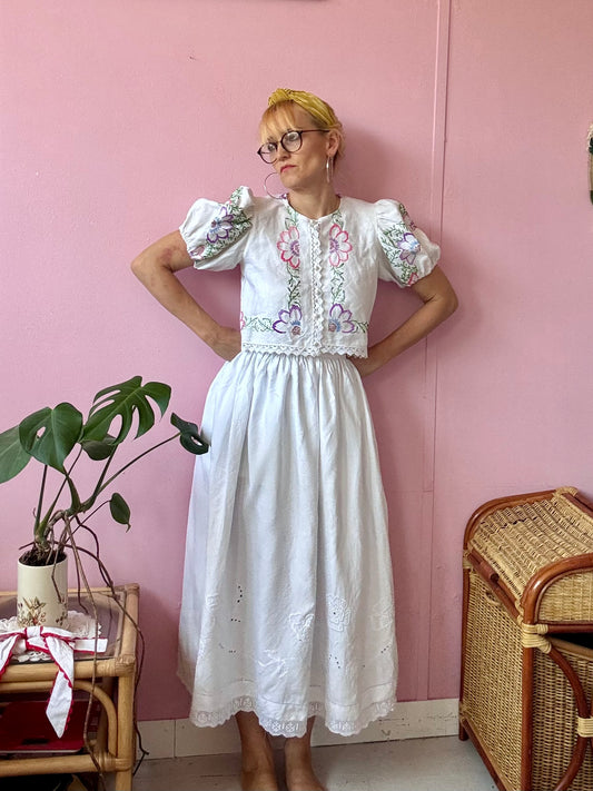 White linen skirt with embroidery and lace