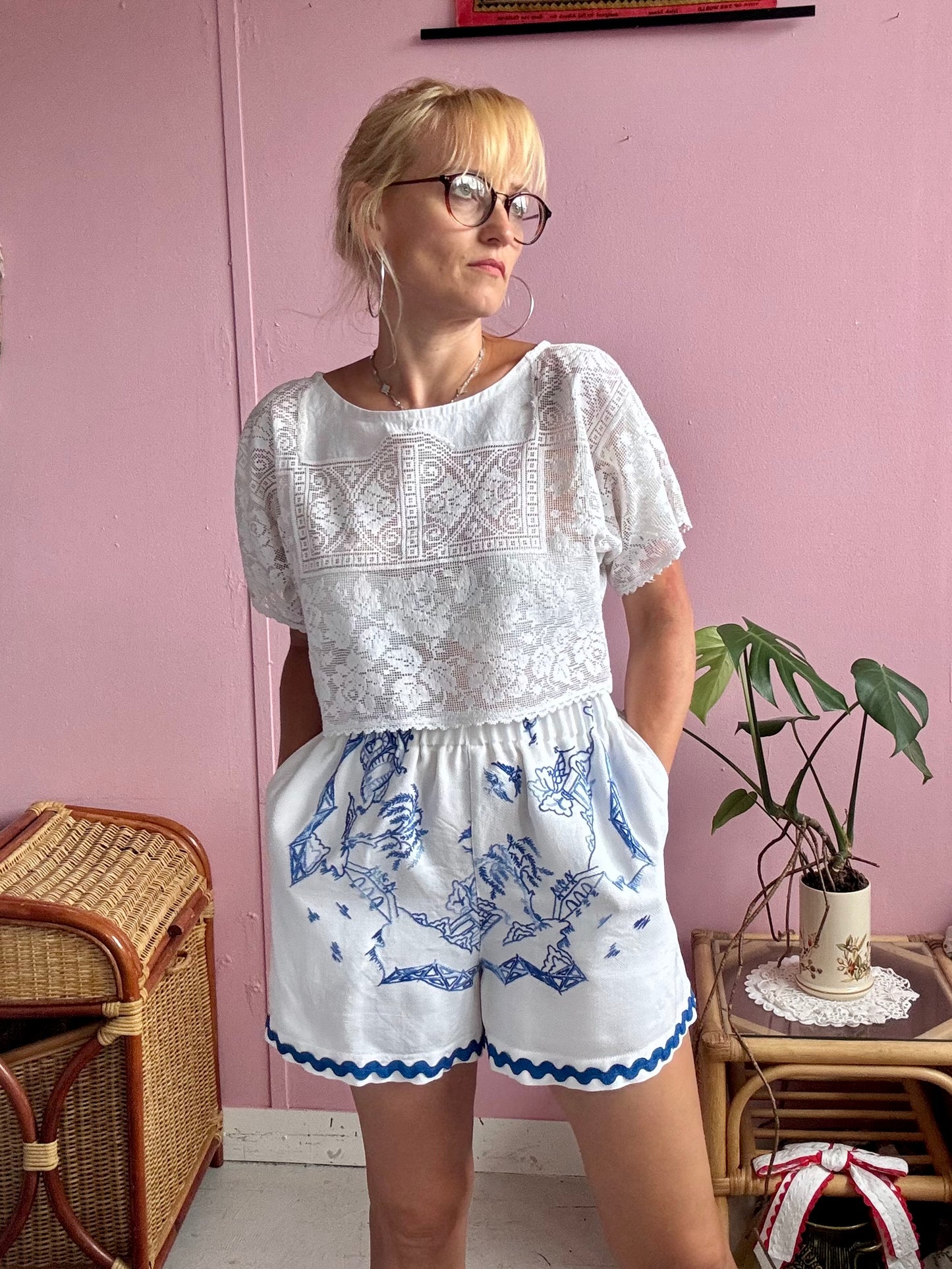 White shorts with blue embroidery and blue ric rac