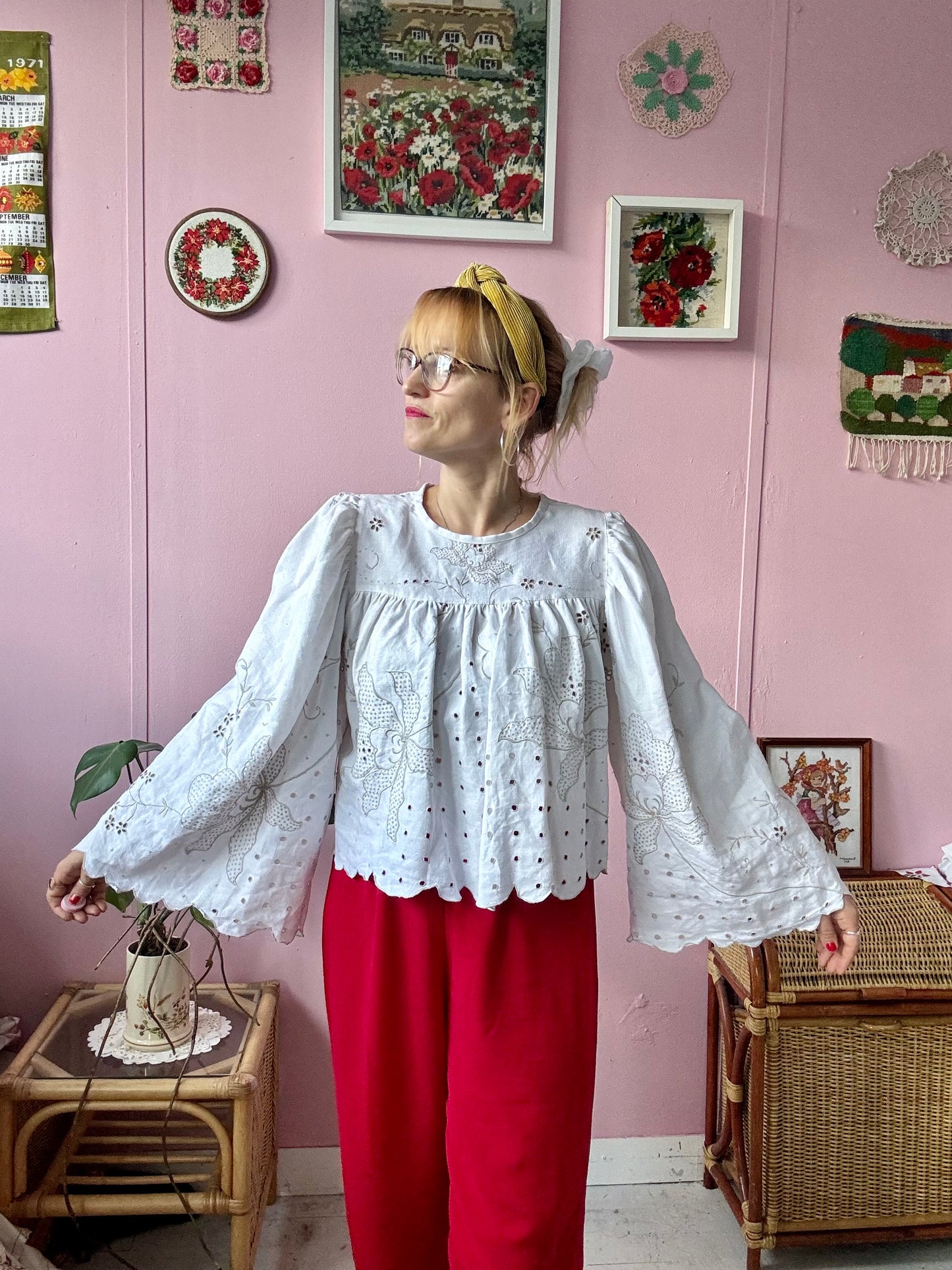 Linen Madeira blouse with wide sleeves