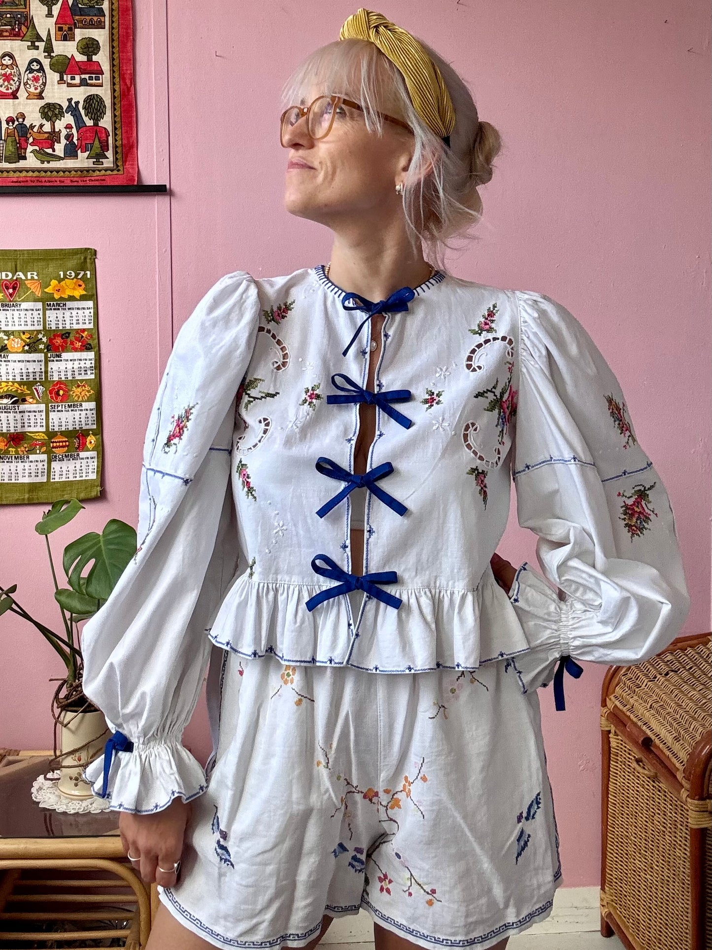 White embroidery blouse with blue bows
