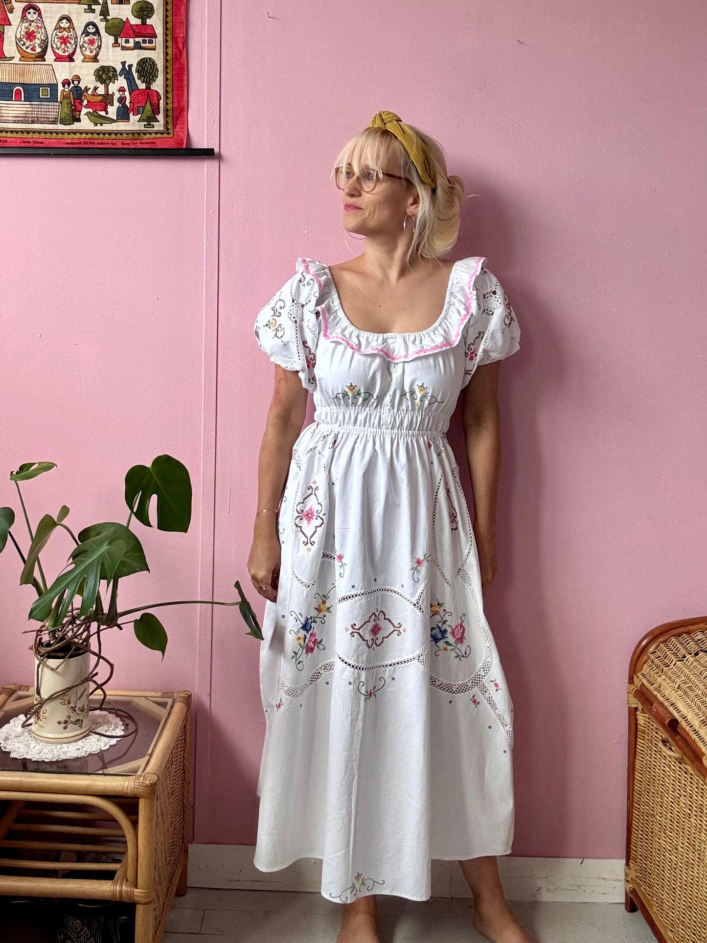 Embroidery maxi/midi dress