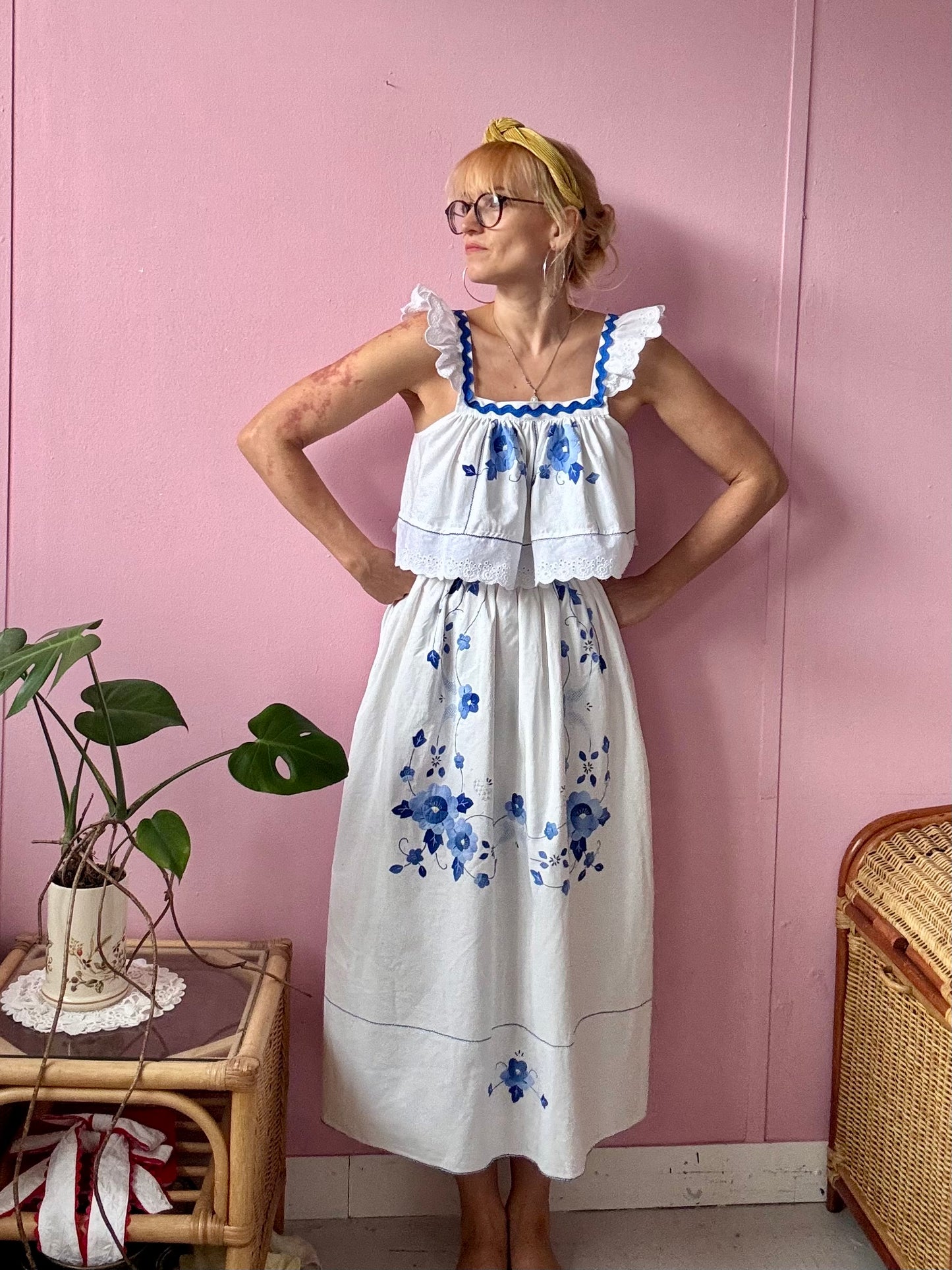 White/blue floral skirt set