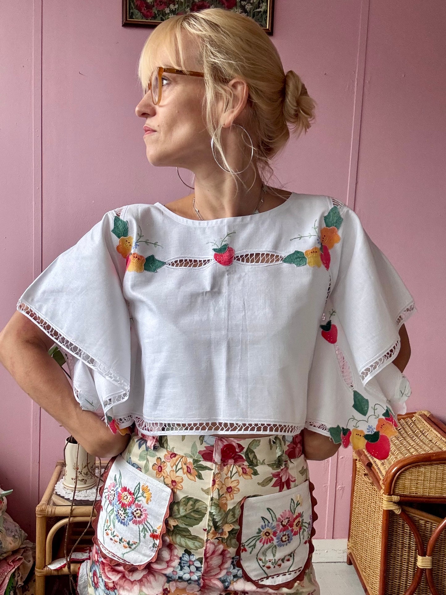 Strawberry and flowers basic top