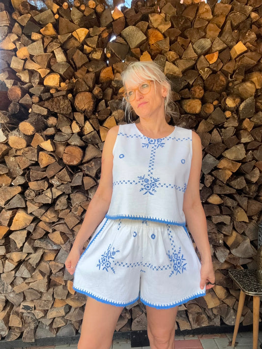 White/blue shorts set