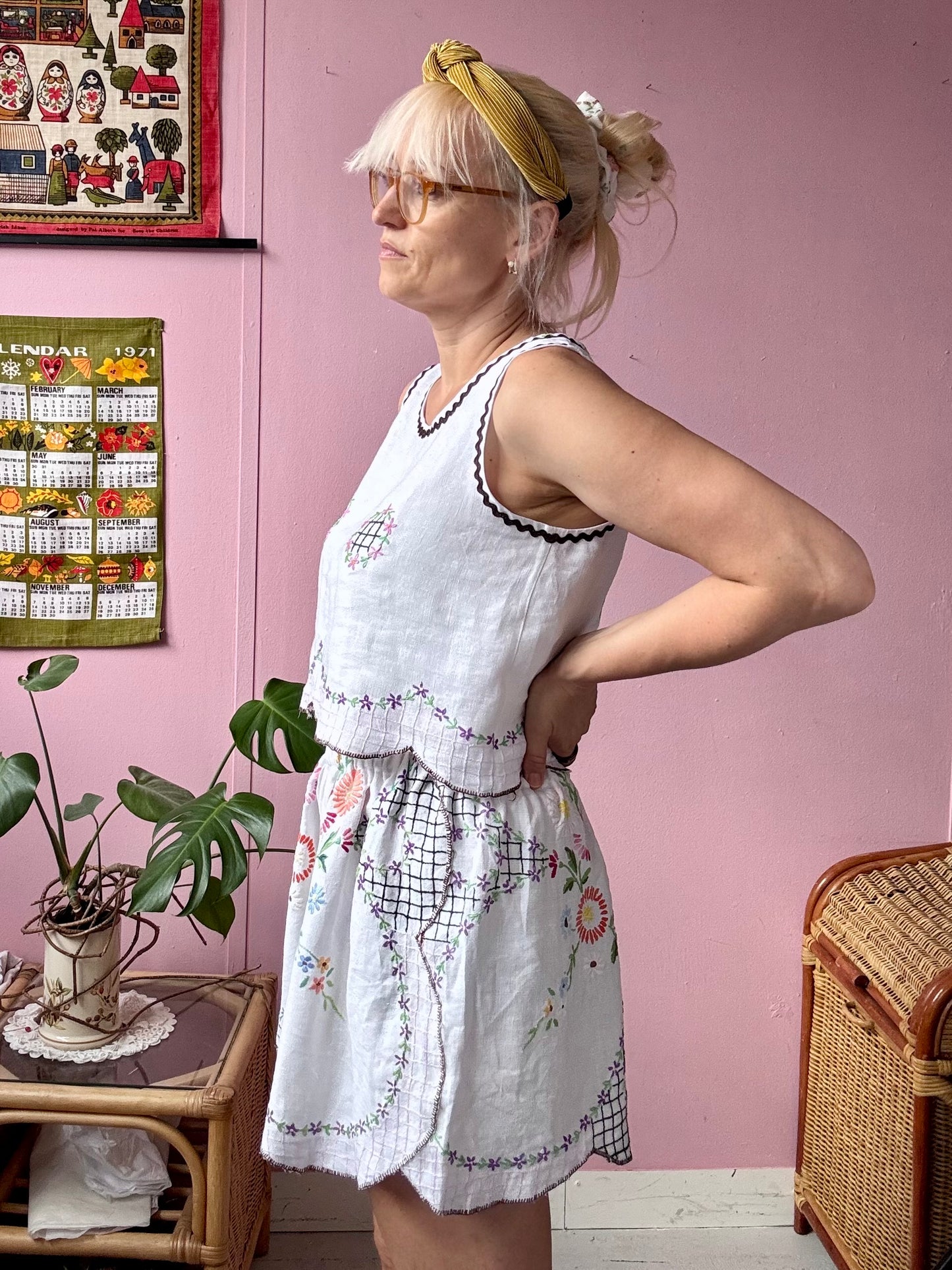 Floral shorts set with brown ric rac